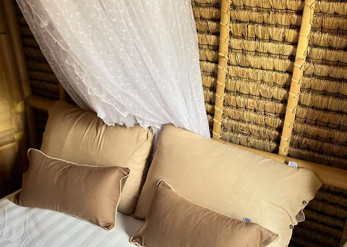 Ferienhaus Kawig Bamboo House - Ricefield View, Eco Bamboo Tampaksiring
