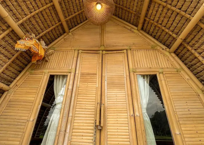 Kawig Bamboo House - Ricefield View, Eco Bamboo * Tampaksiring
