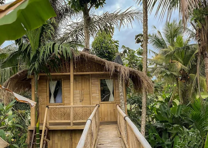 Kawig Bamboo House - Ricefield View, Eco Bamboo Ferienhaus