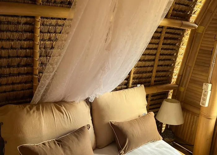 Ferienhaus Kawig Bamboo House - Ricefield View, Eco Bamboo Tampaksiring