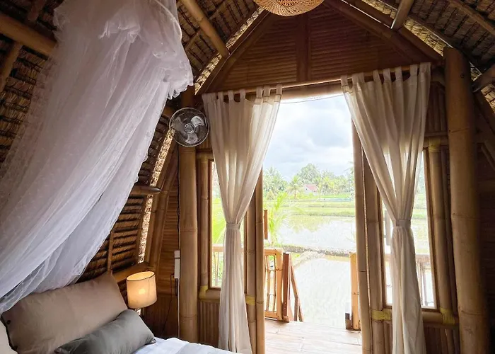 Kawig Bamboo House - Ricefield View, Eco Bamboo *